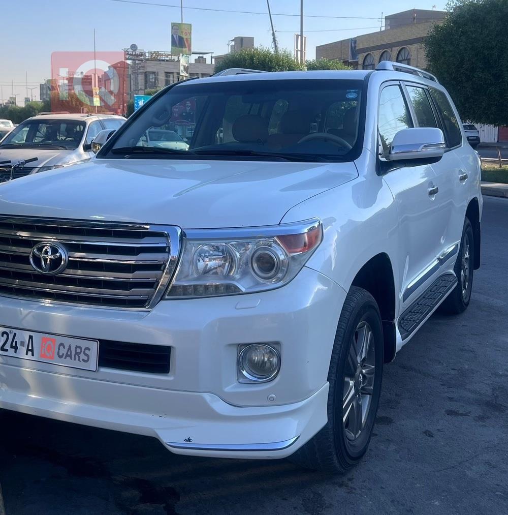 تويوتا لاندكروزر